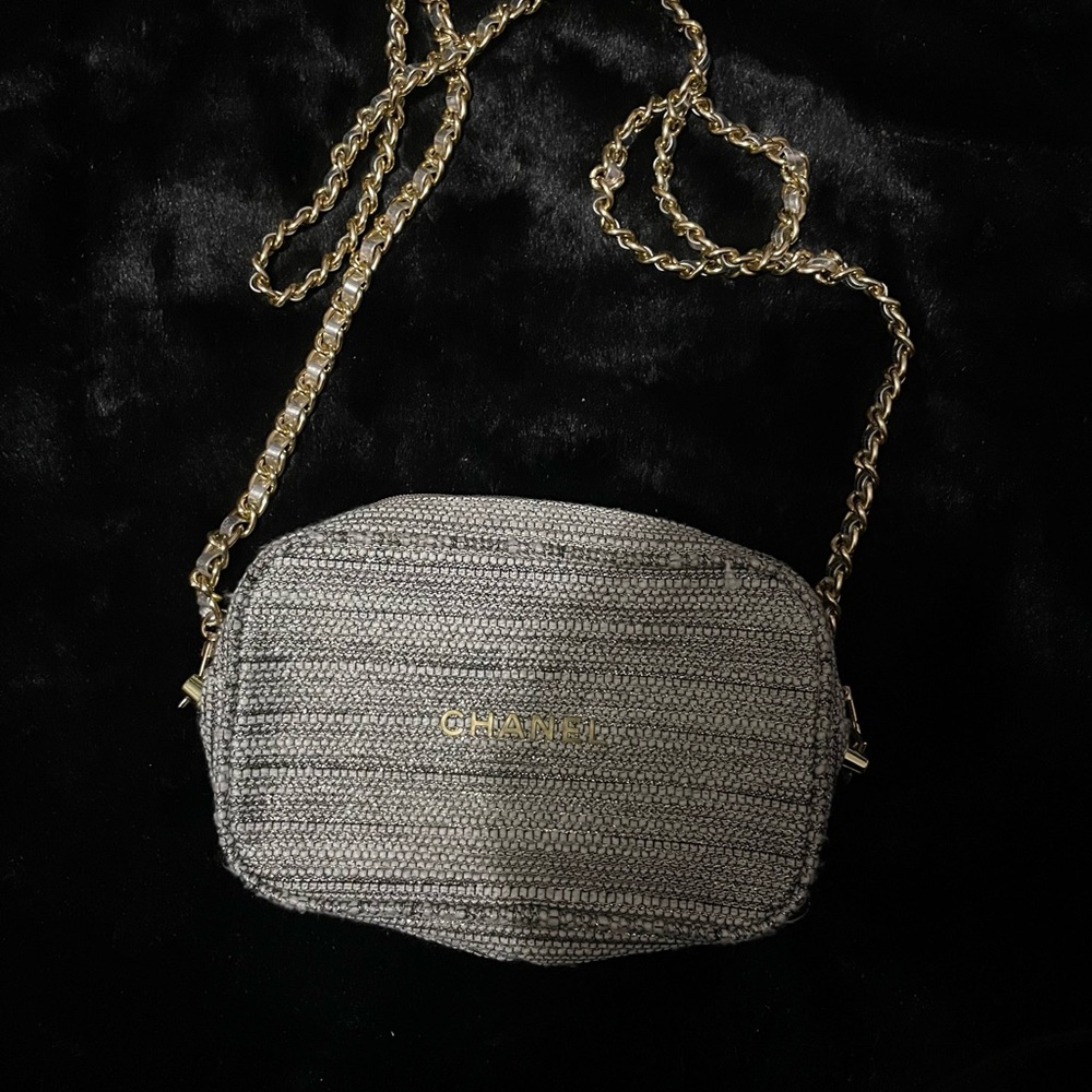 Chanel Gray and Gold Cosmetic Case NWOT - Picture 8 of 9